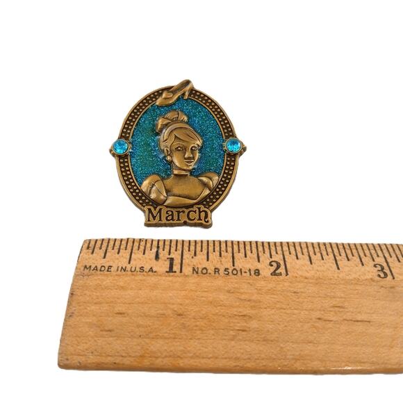 Disney Princess Cinderella Aquamarine Birthstone March Collectors Trading Pin - Picture 4 of 4